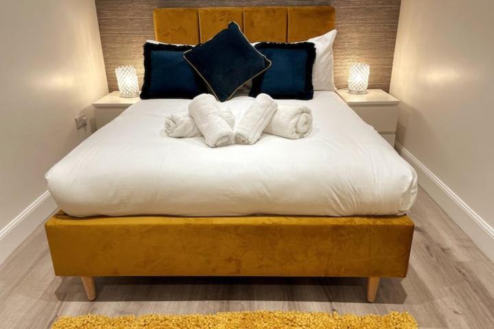 Lovely 3 Bedroom Apartment With Private Garden In Edinburgh City Centre المظهر الخارجي الصورة