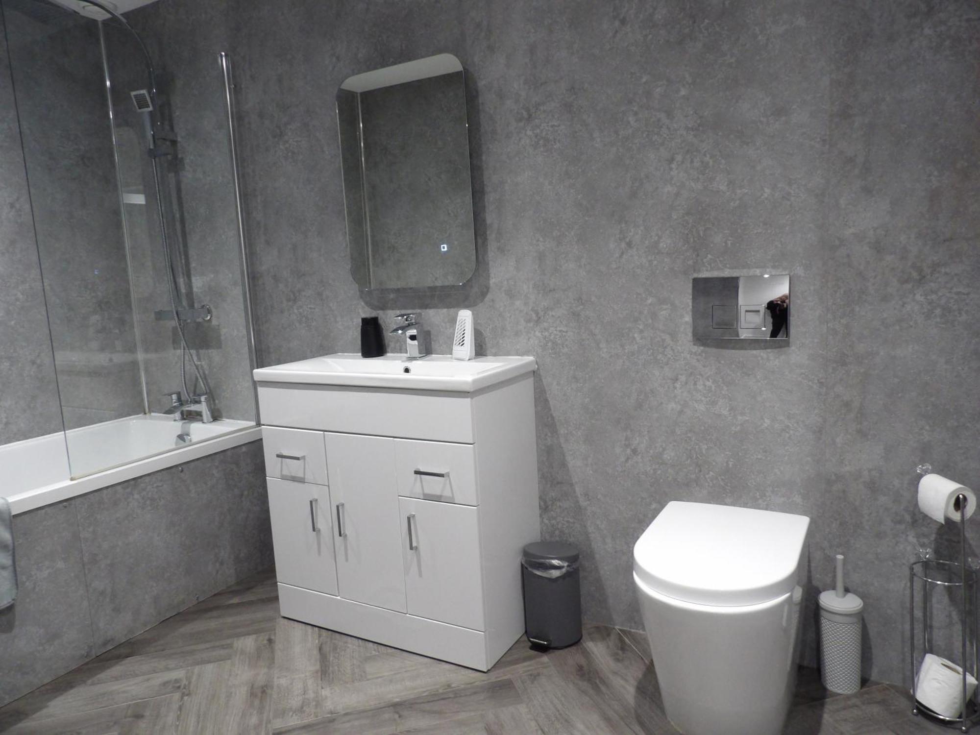 Lovely 3 Bedroom Apartment With Private Garden In Edinburgh City Centre المظهر الخارجي الصورة