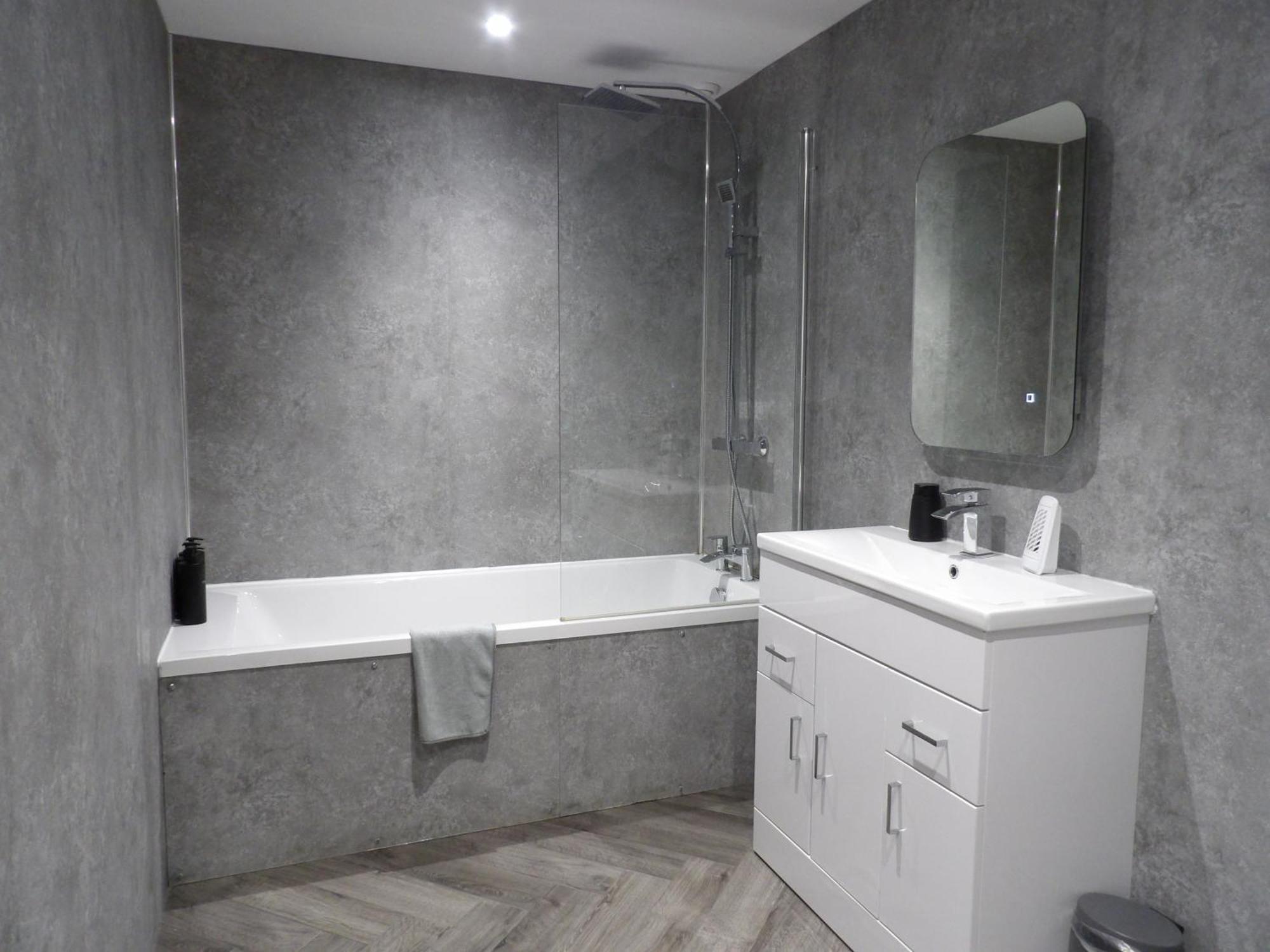 Lovely 3 Bedroom Apartment With Private Garden In Edinburgh City Centre المظهر الخارجي الصورة
