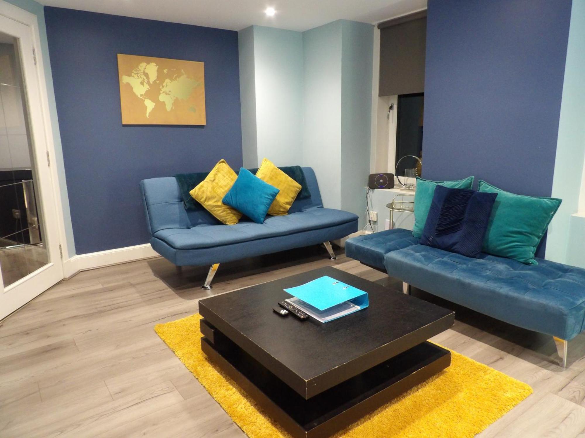Lovely 3 Bedroom Apartment With Private Garden In Edinburgh City Centre المظهر الخارجي الصورة