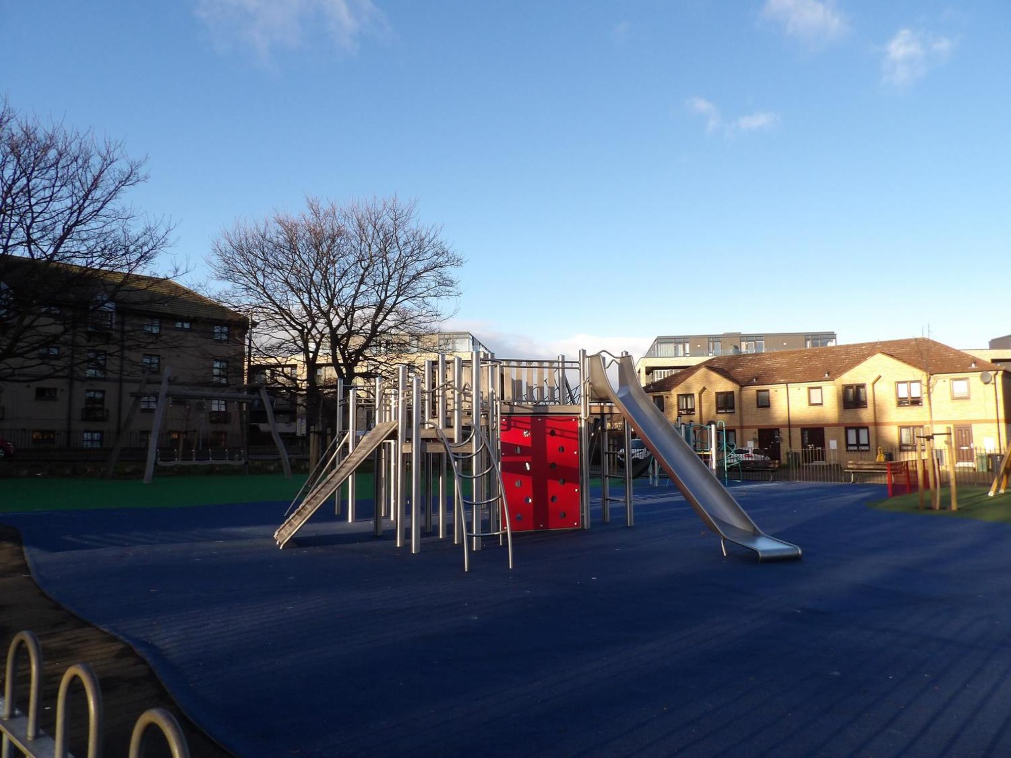 Lovely 3 Bedroom Apartment With Private Garden In Edinburgh City Centre المظهر الخارجي الصورة