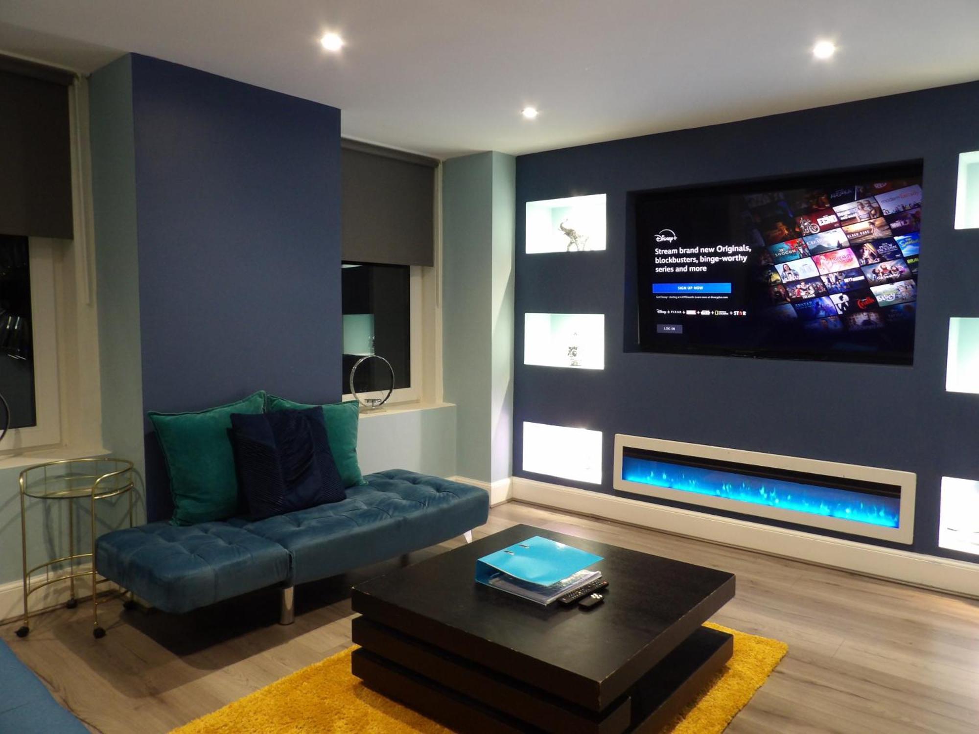 Lovely 3 Bedroom Apartment With Private Garden In Edinburgh City Centre المظهر الخارجي الصورة