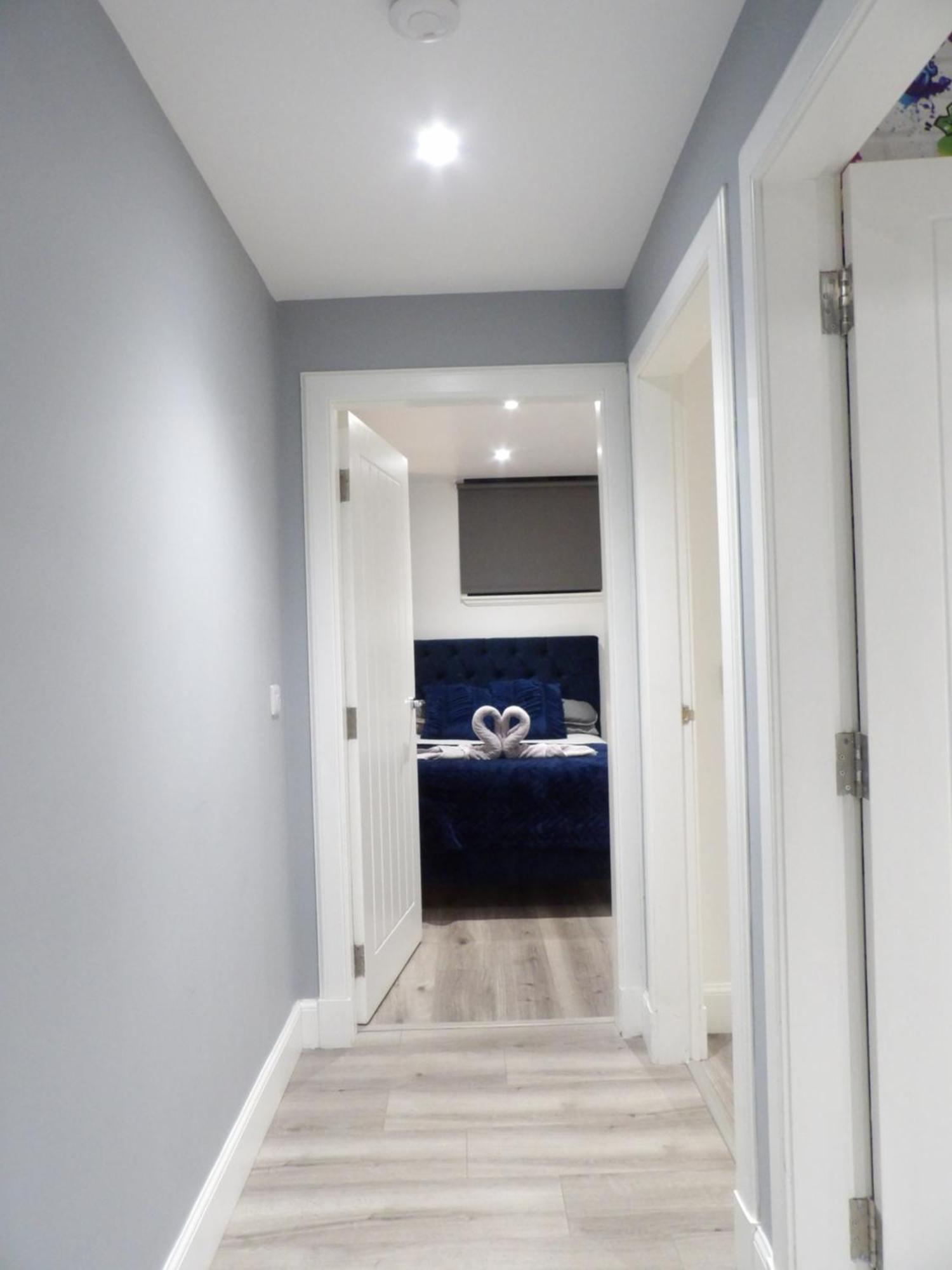 Lovely 3 Bedroom Apartment With Private Garden In Edinburgh City Centre المظهر الخارجي الصورة