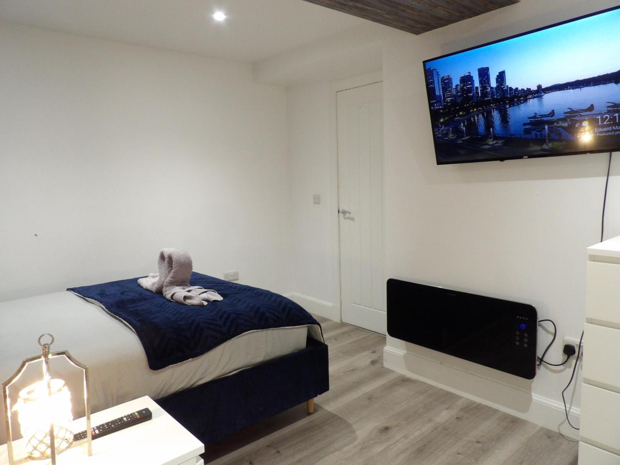 Lovely 3 Bedroom Apartment With Private Garden In Edinburgh City Centre المظهر الخارجي الصورة