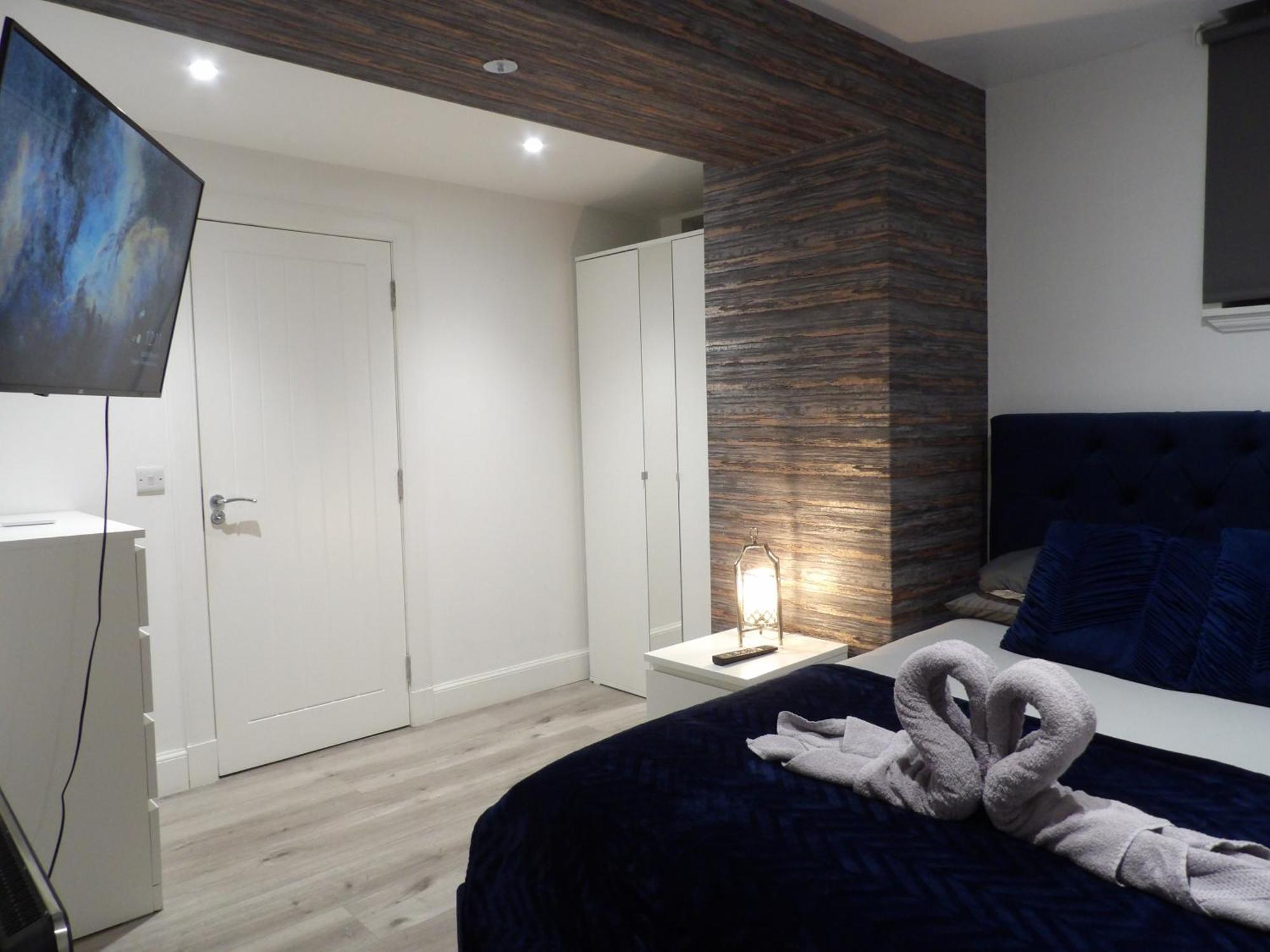 Lovely 3 Bedroom Apartment With Private Garden In Edinburgh City Centre المظهر الخارجي الصورة