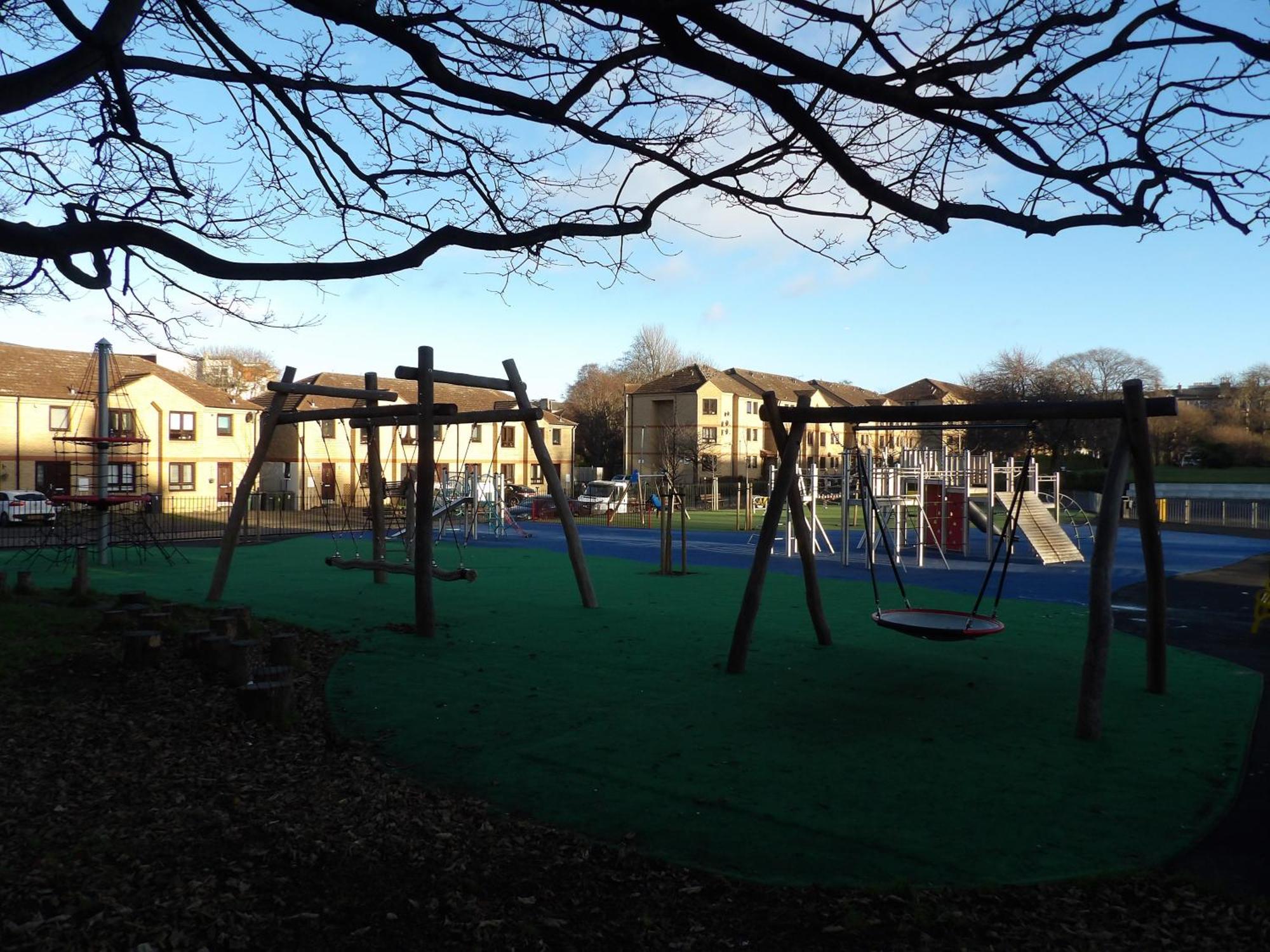 Lovely 3 Bedroom Apartment With Private Garden In Edinburgh City Centre المظهر الخارجي الصورة